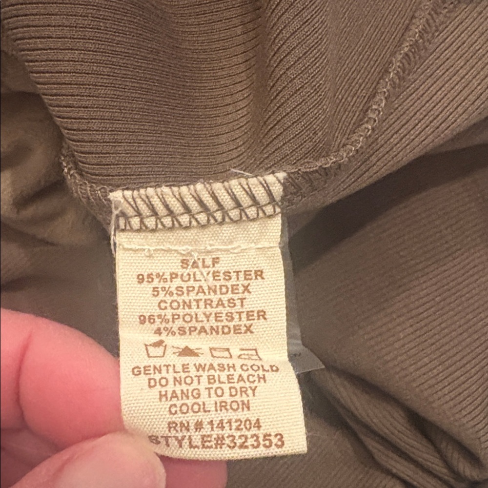 hem & thread Cable Texture Patchwork Mixed Rib Long Sleeve Top Size M NWT - Picture 10 of 10